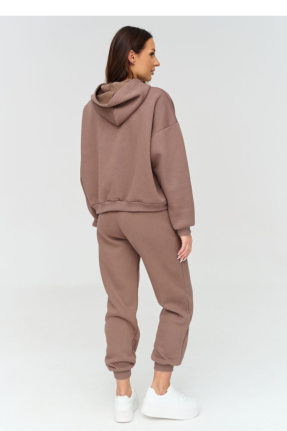 Makadamia Sweatshirt-Set in Taupe mit Kapuze, Rückansicht
