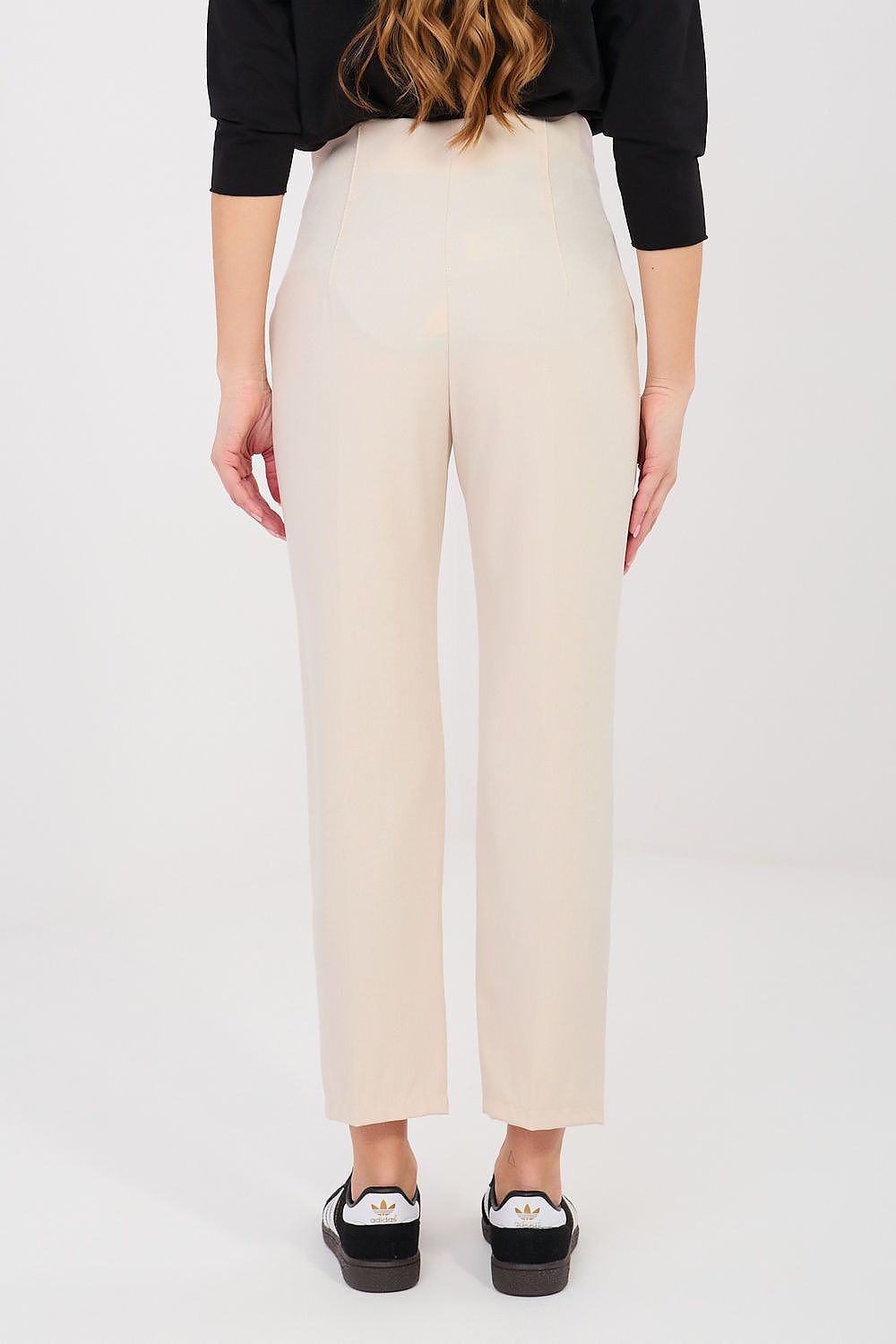 Rue Paris Zigarettenhose in Beige mit hoher Taille, Rückansicht