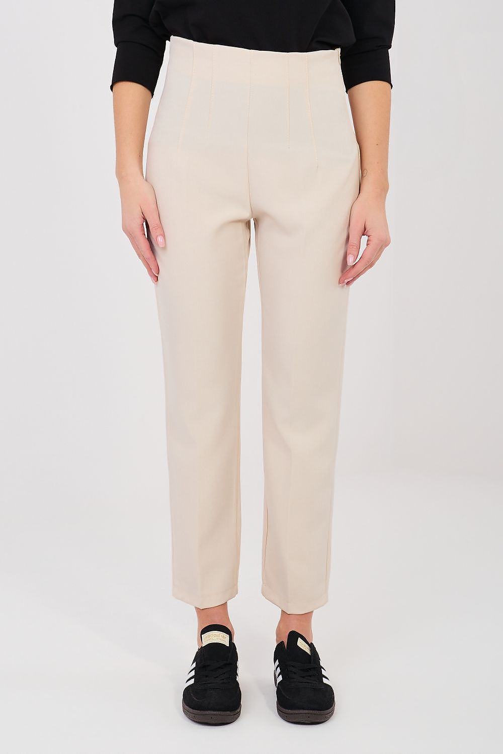 Rue Paris Zigarettenhose in Beige mit hoher Taille, Vorderansicht