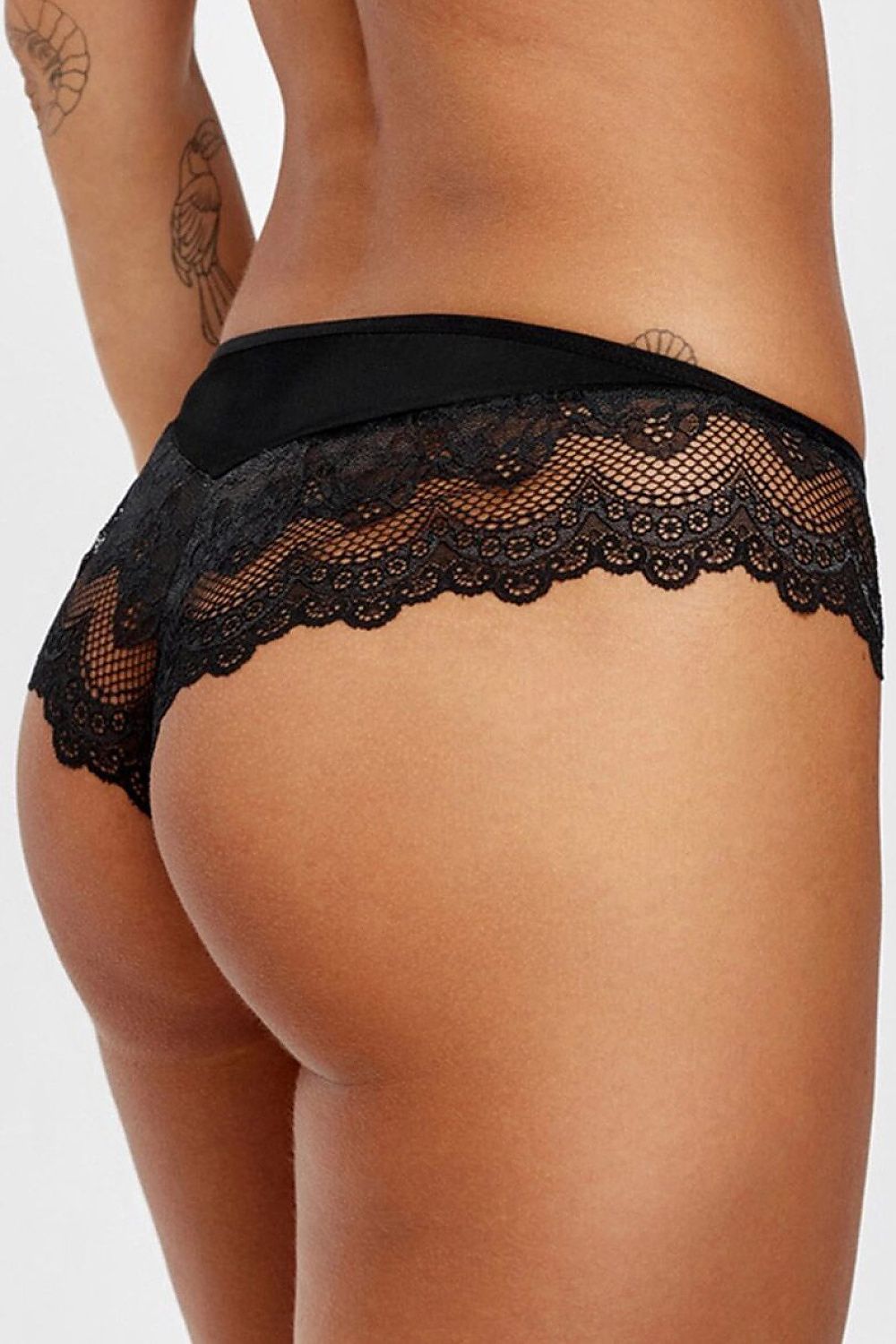 Azal Slip in Schwarz mit Spitze im Brazilian-Schnitt, Rückansicht