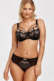 Azal Slip in Schwarz mit floralem Spitzenmotiv, Ganzkörperansicht