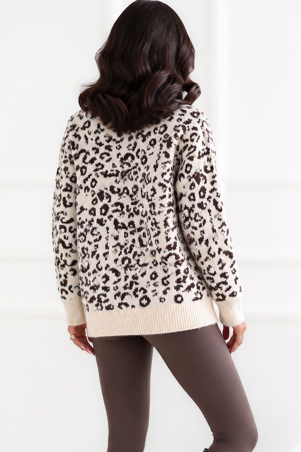 Factory Price Pullover in Creme-brauner Animalprint in Rückansicht