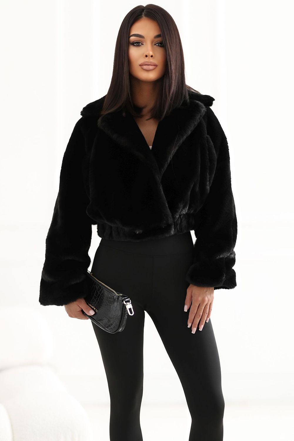 Factory Price Jacke in Schwarz mit Reverskragen, Vorderansicht