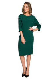 Stylove Kleid in Dunkelgrün mit Fledermausärmeln, Vorderansicht