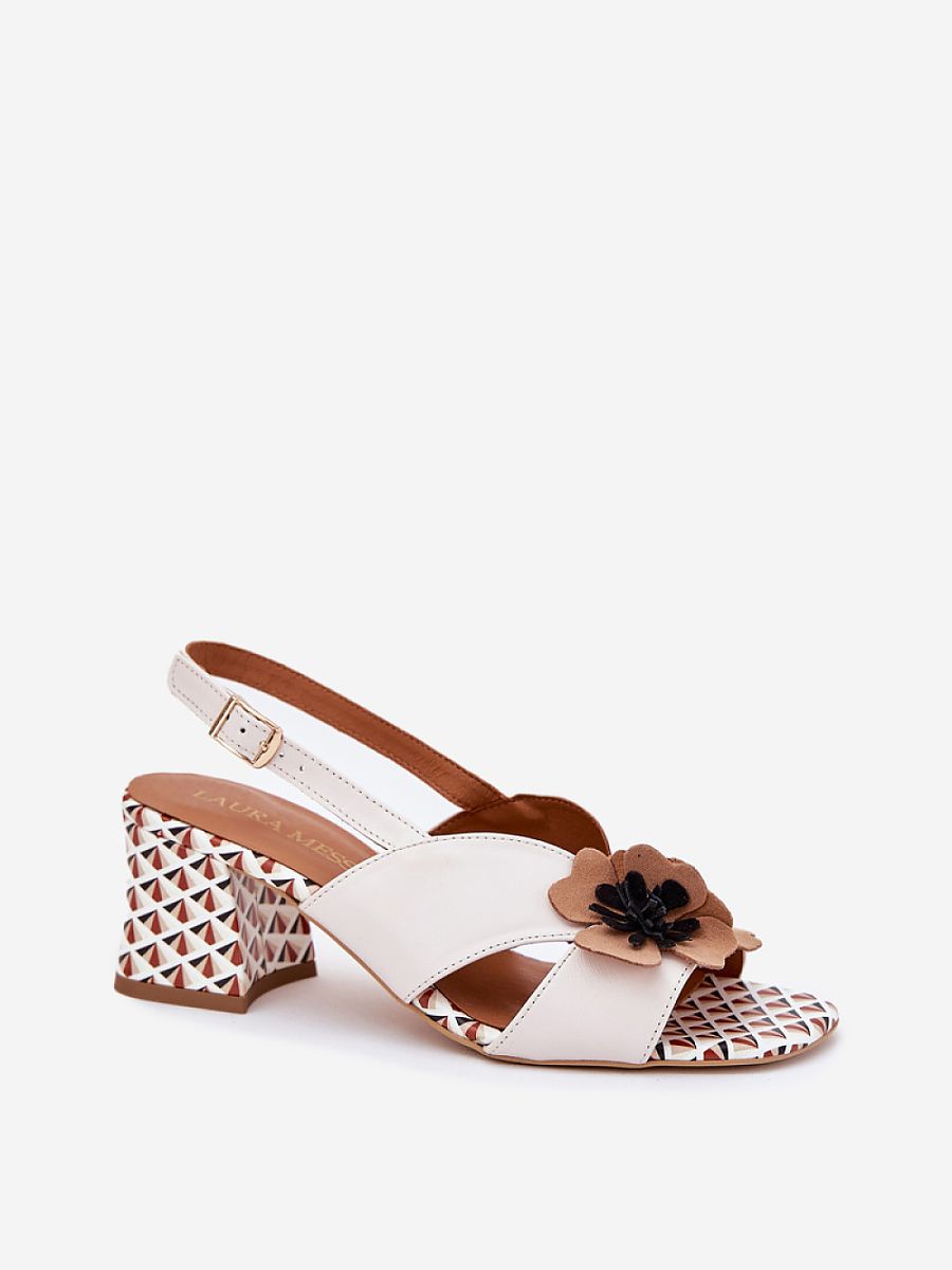 Sandalen mit Absatz