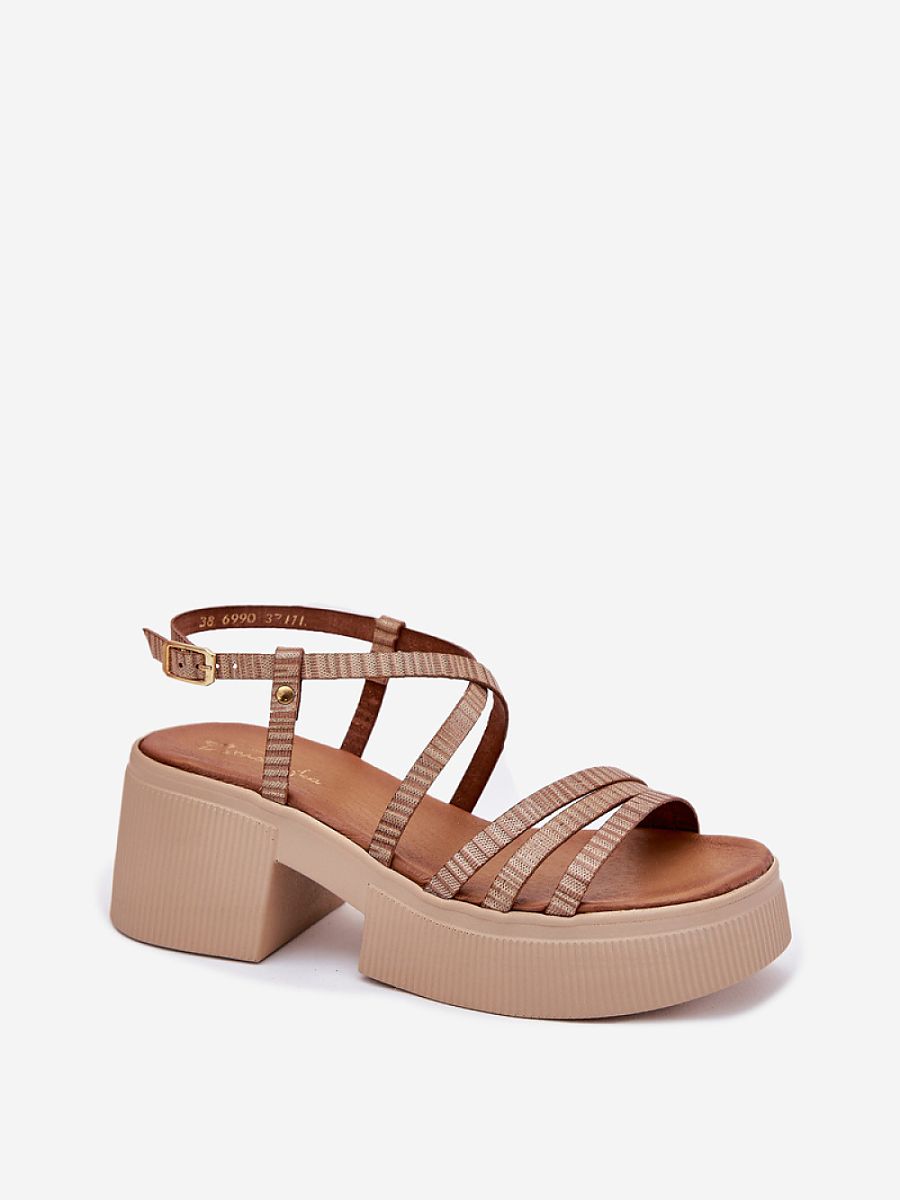 Sandalen mit Absatz