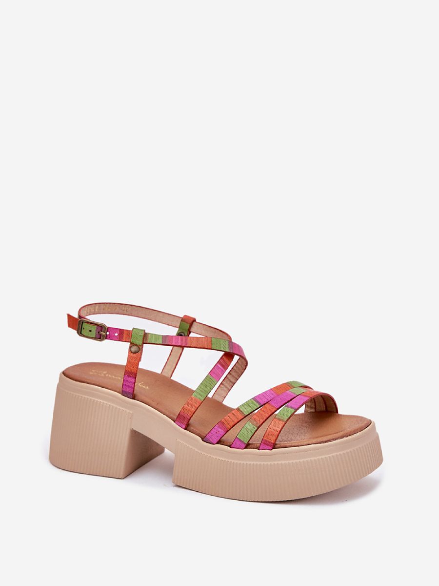 Sandalen mit Absatz