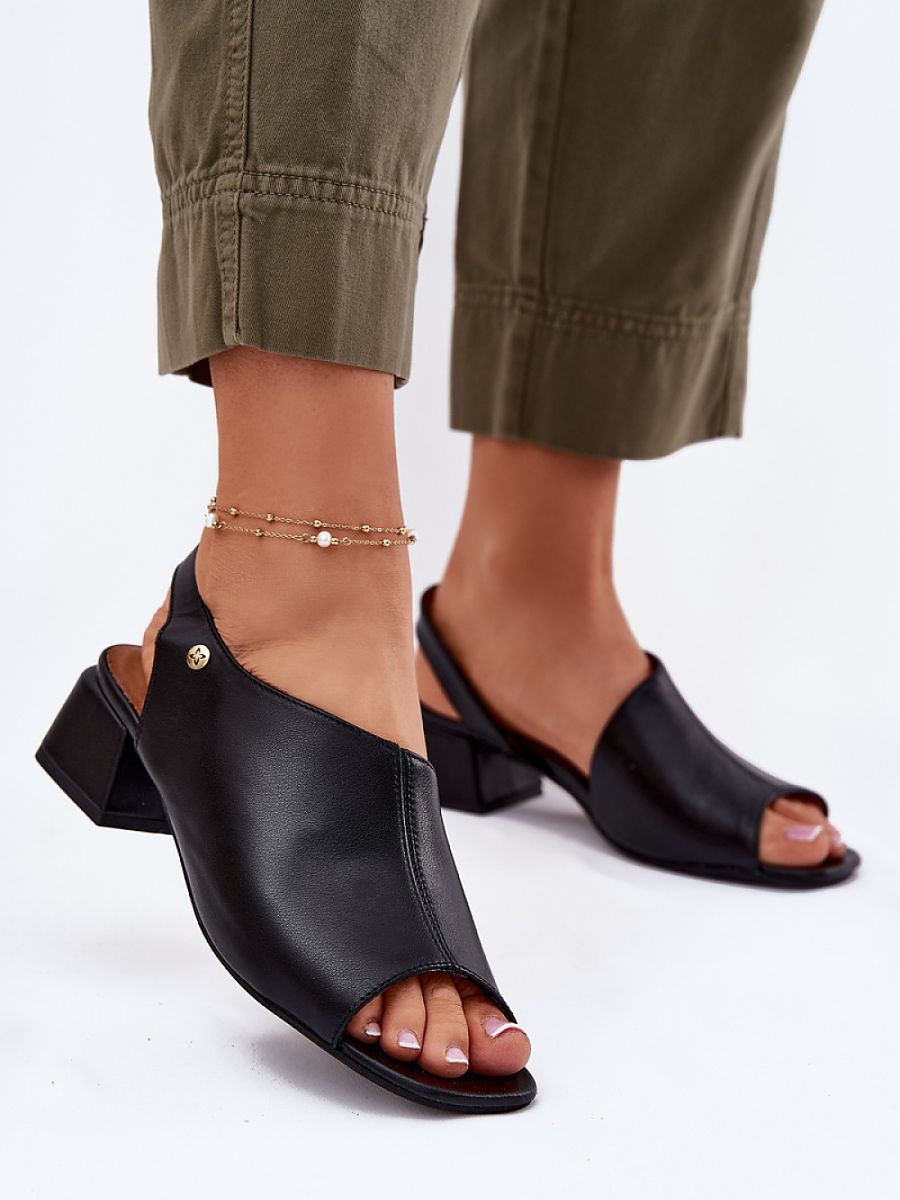 Sandalen mit Absatz