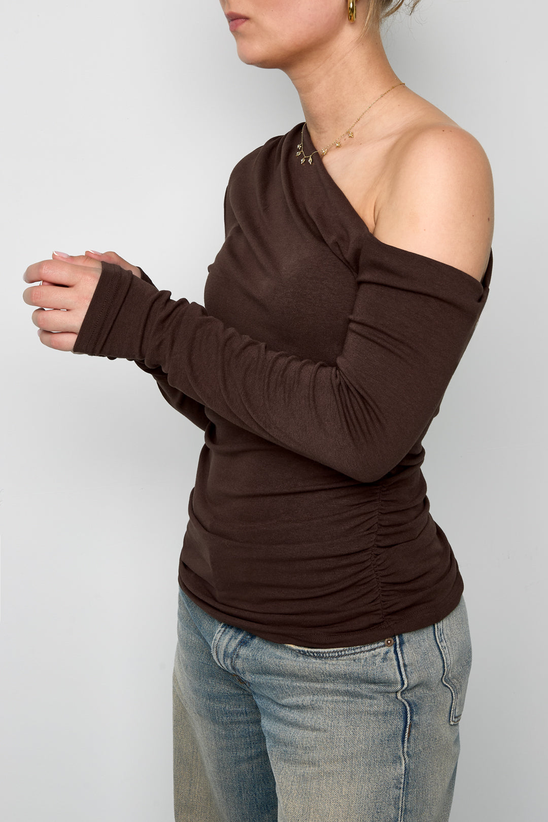 Schulterfreies Langarmshirt