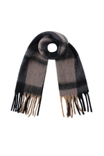 Chic Winter Scarf for Women | Soft & Stylish Plaid